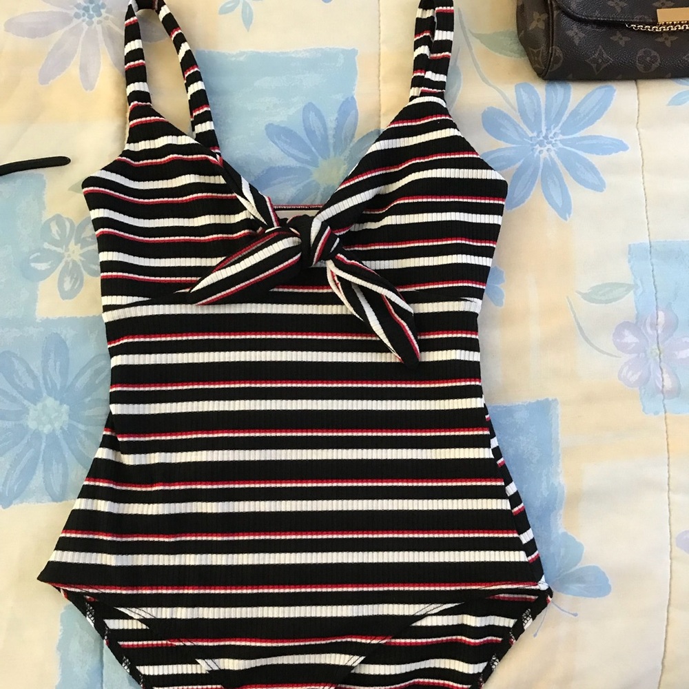 BRAND NEW EVERY DAY BODY SUIT